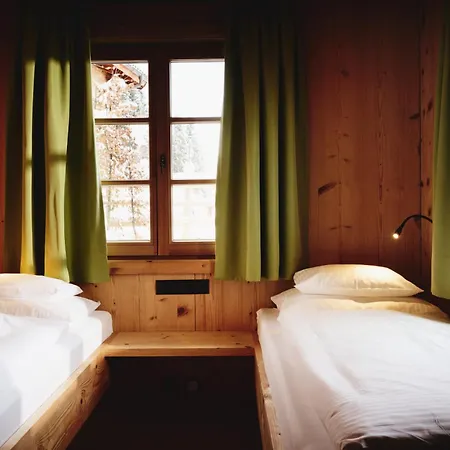 Hochleger - Refugium Am Berg Apartamento *